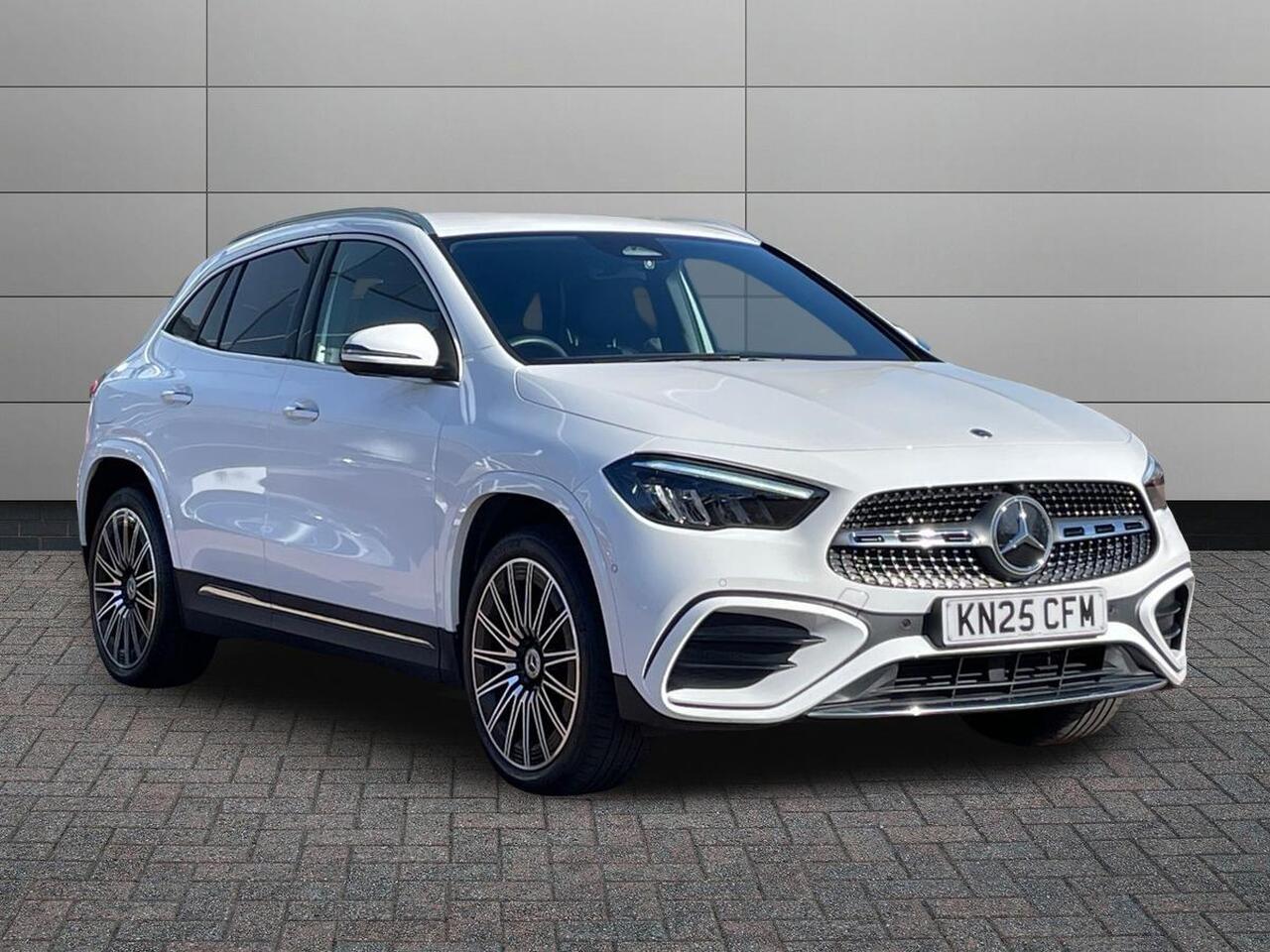 Main listing image - Mercedes-Benz GLA