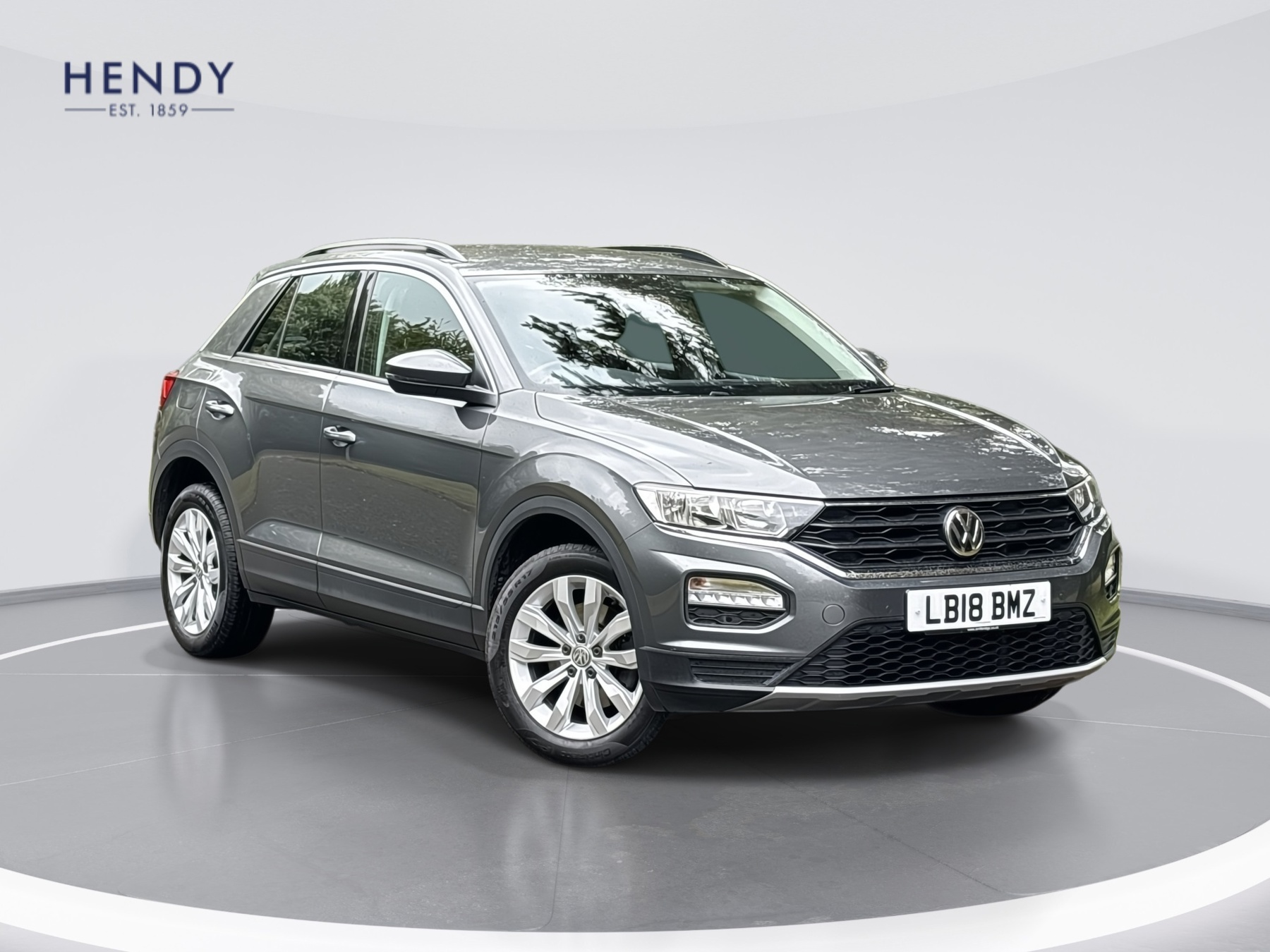 Main listing image - Volkswagen T-Roc