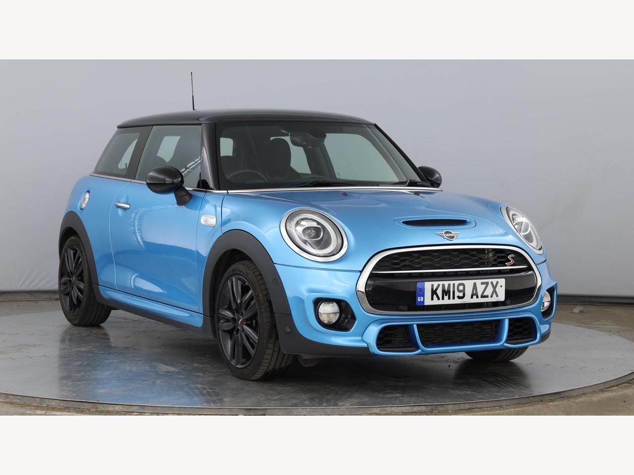 Main listing image - MINI Hatchback