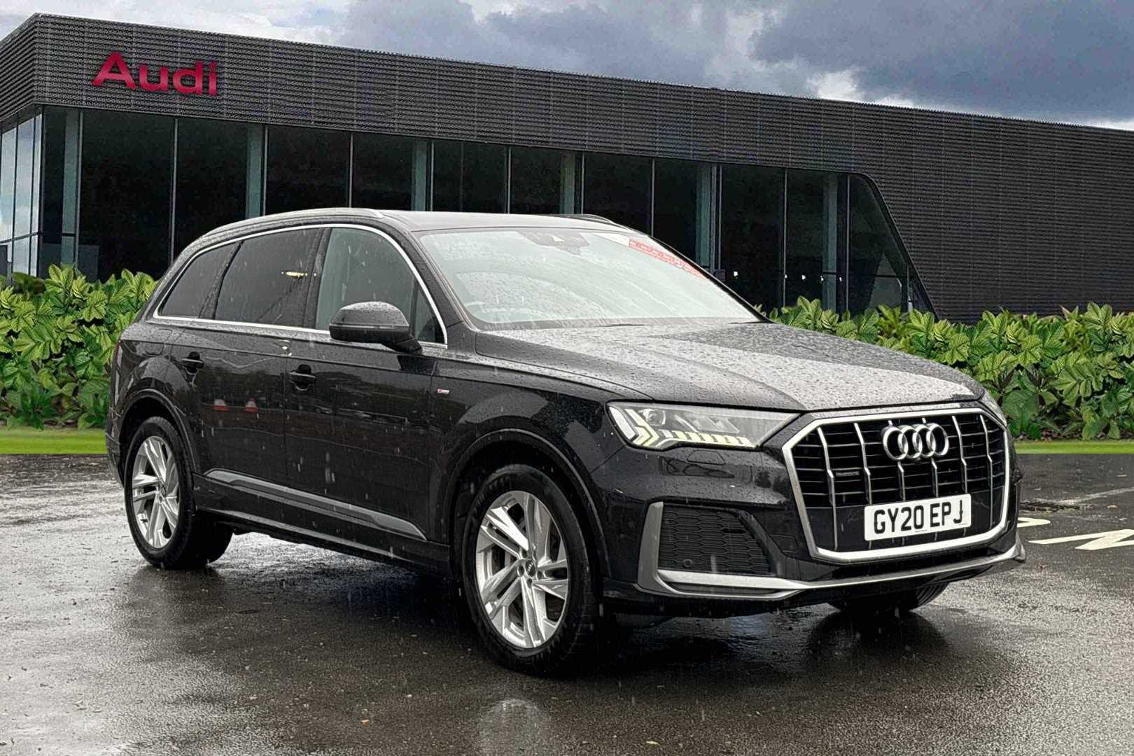 Main listing image - Audi Q7