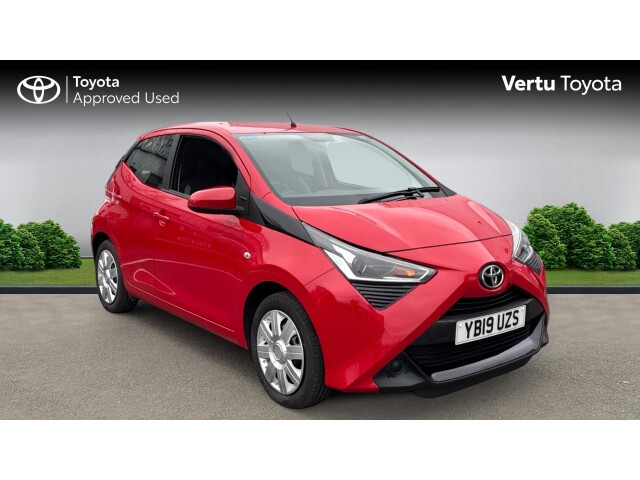 Main listing image - Toyota Aygo