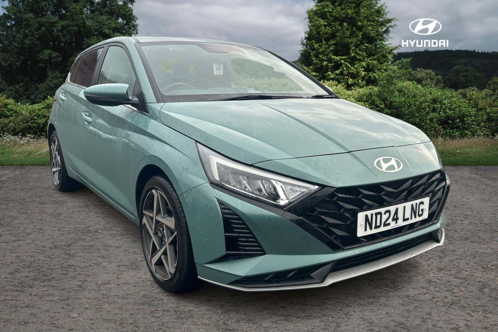Main listing image - Hyundai i20