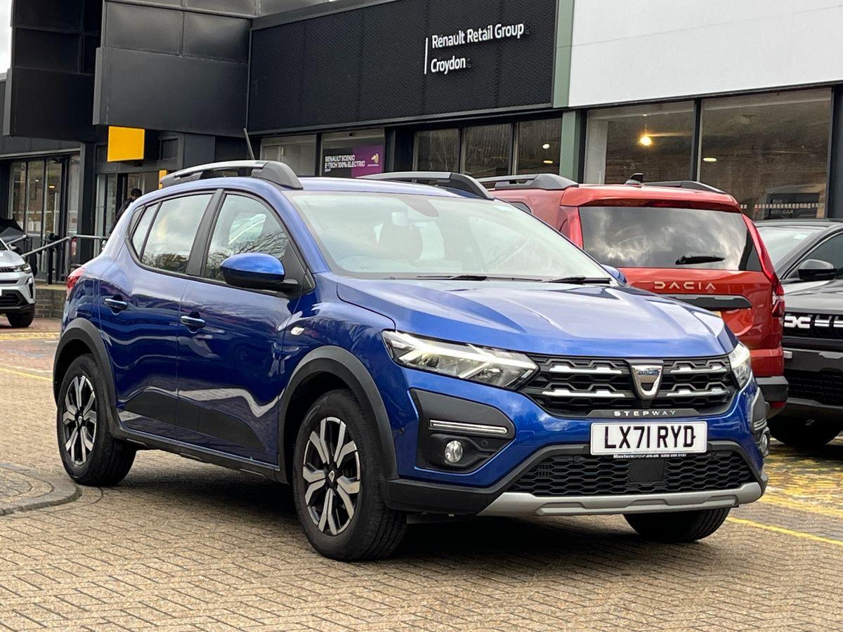 Main listing image - Dacia Sandero Stepway