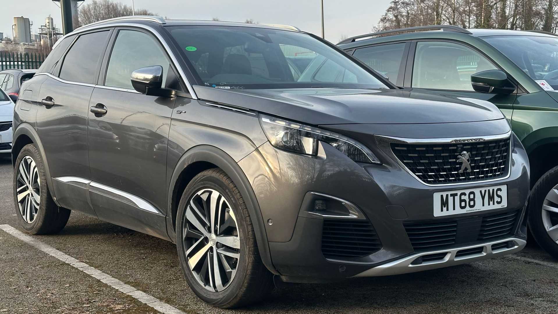 Main listing image - Peugeot 3008