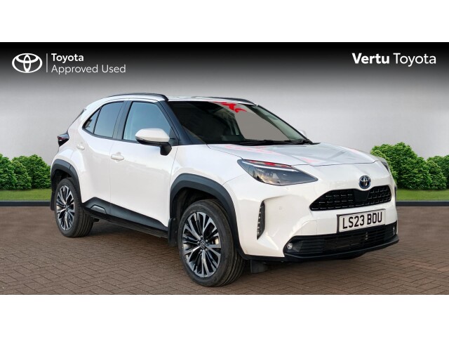 Main listing image - Toyota Yaris Cross