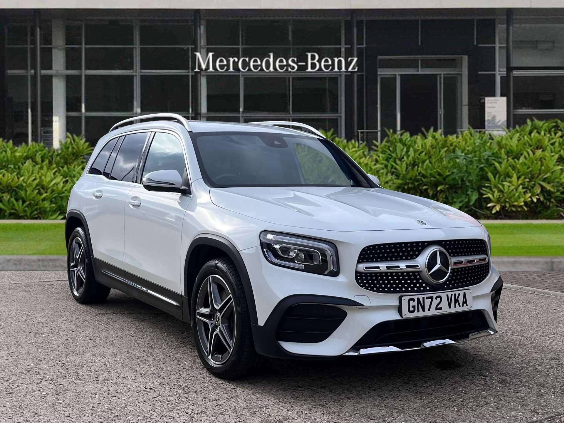 Main listing image - Mercedes-Benz GLB