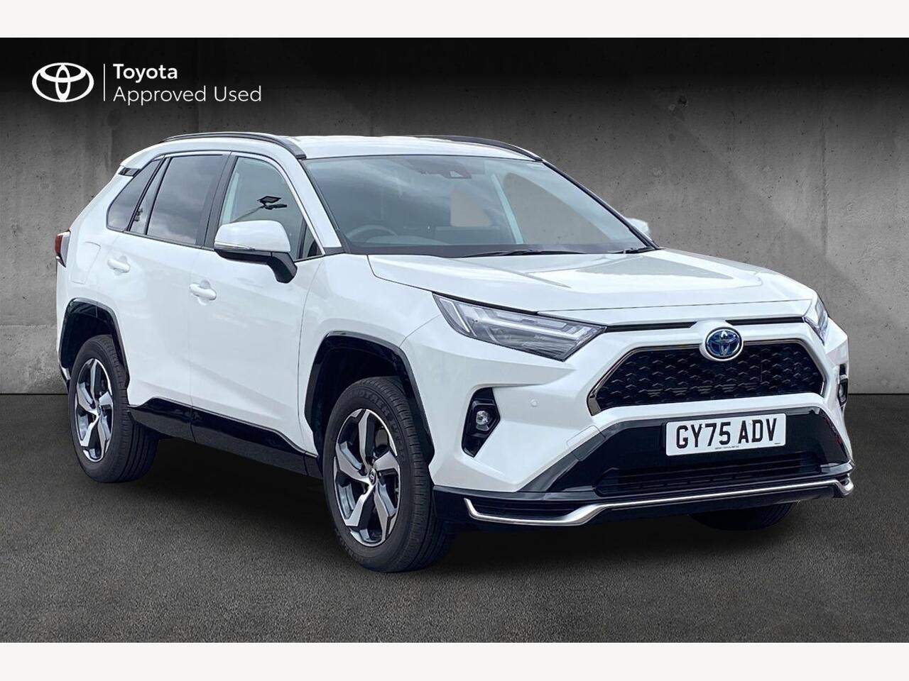 Main listing image - Toyota RAV4