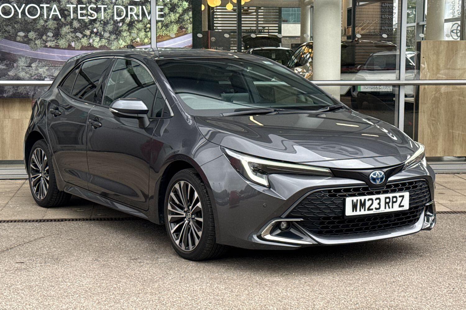 Main listing image - Toyota Corolla