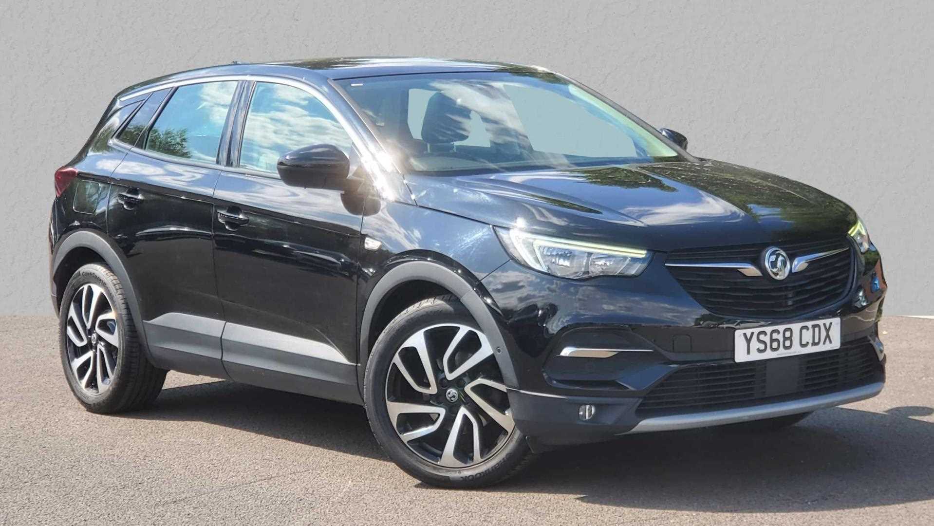 Main listing image - Vauxhall Grandland X