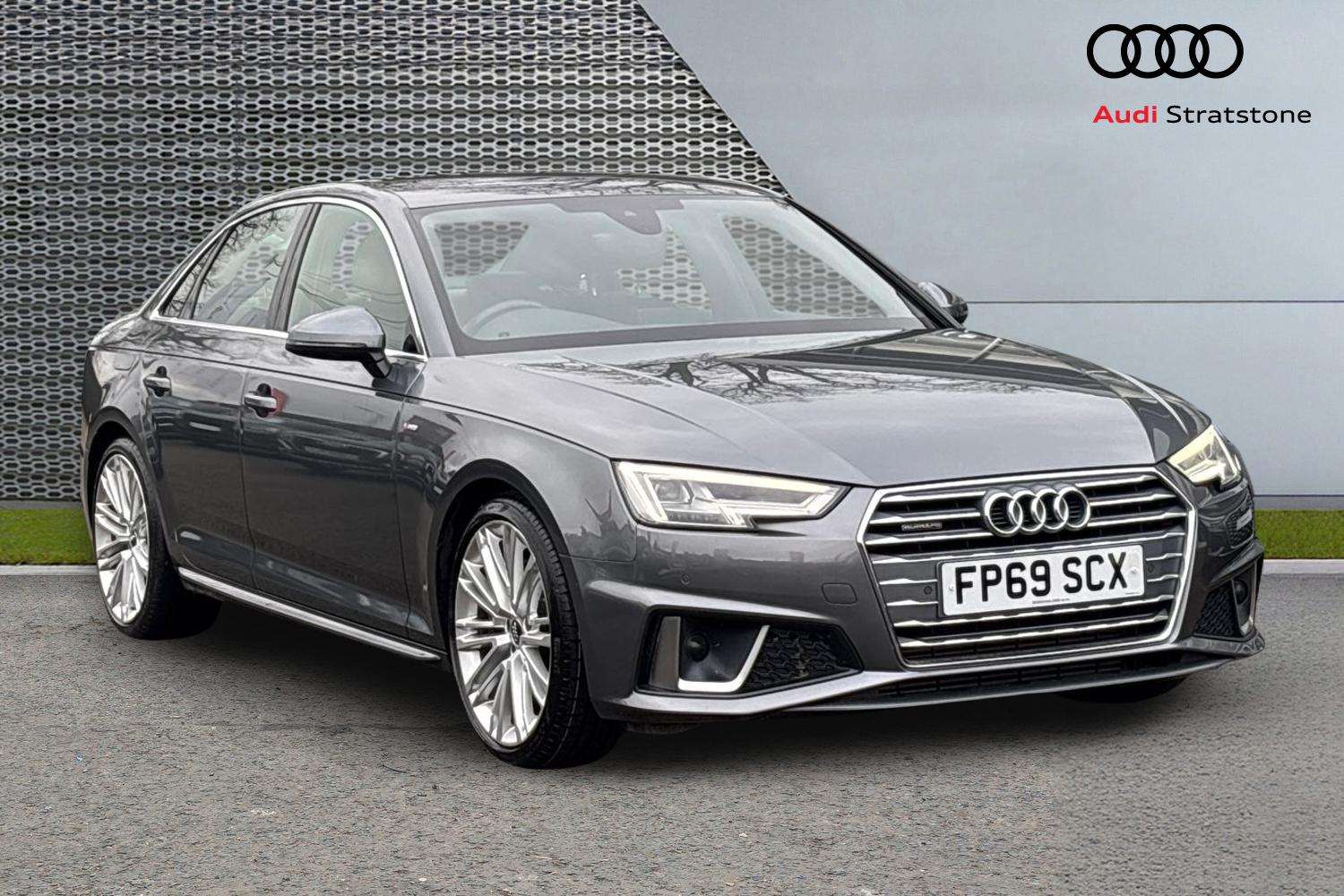 Main listing image - Audi A4