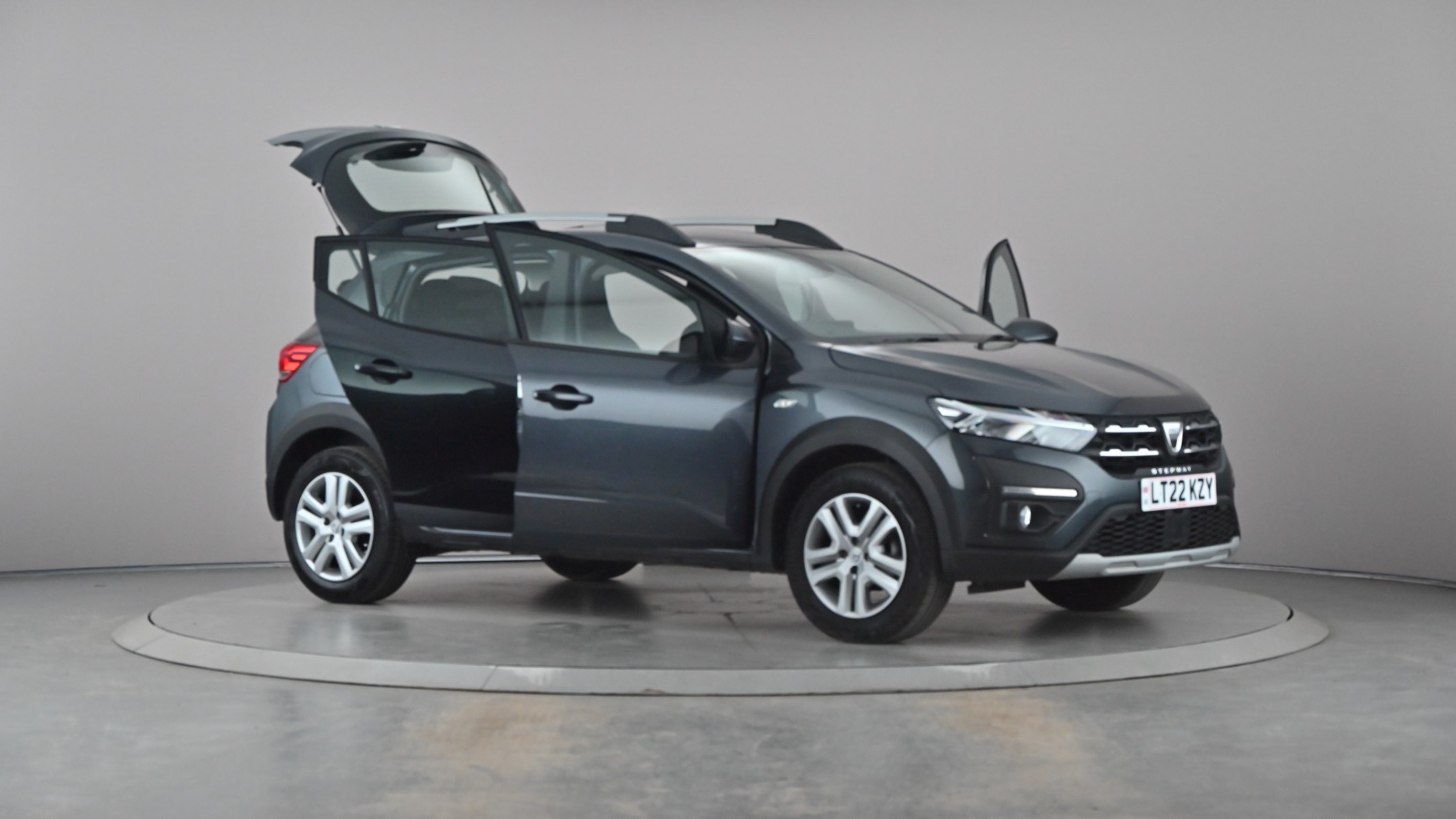 Main listing image - Dacia Sandero Stepway