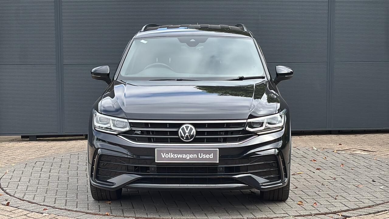 Main listing image - Volkswagen Tiguan Allspace