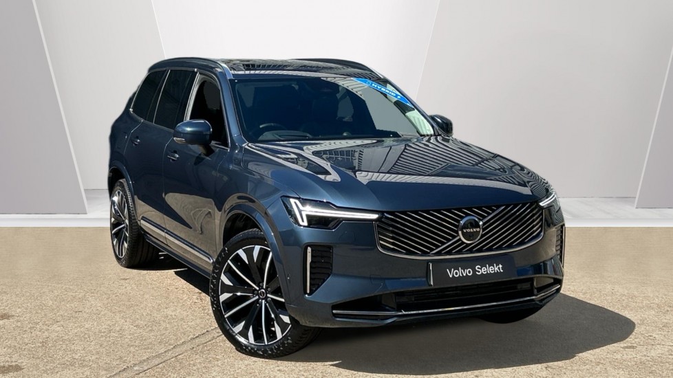 Main listing image - Volvo XC90