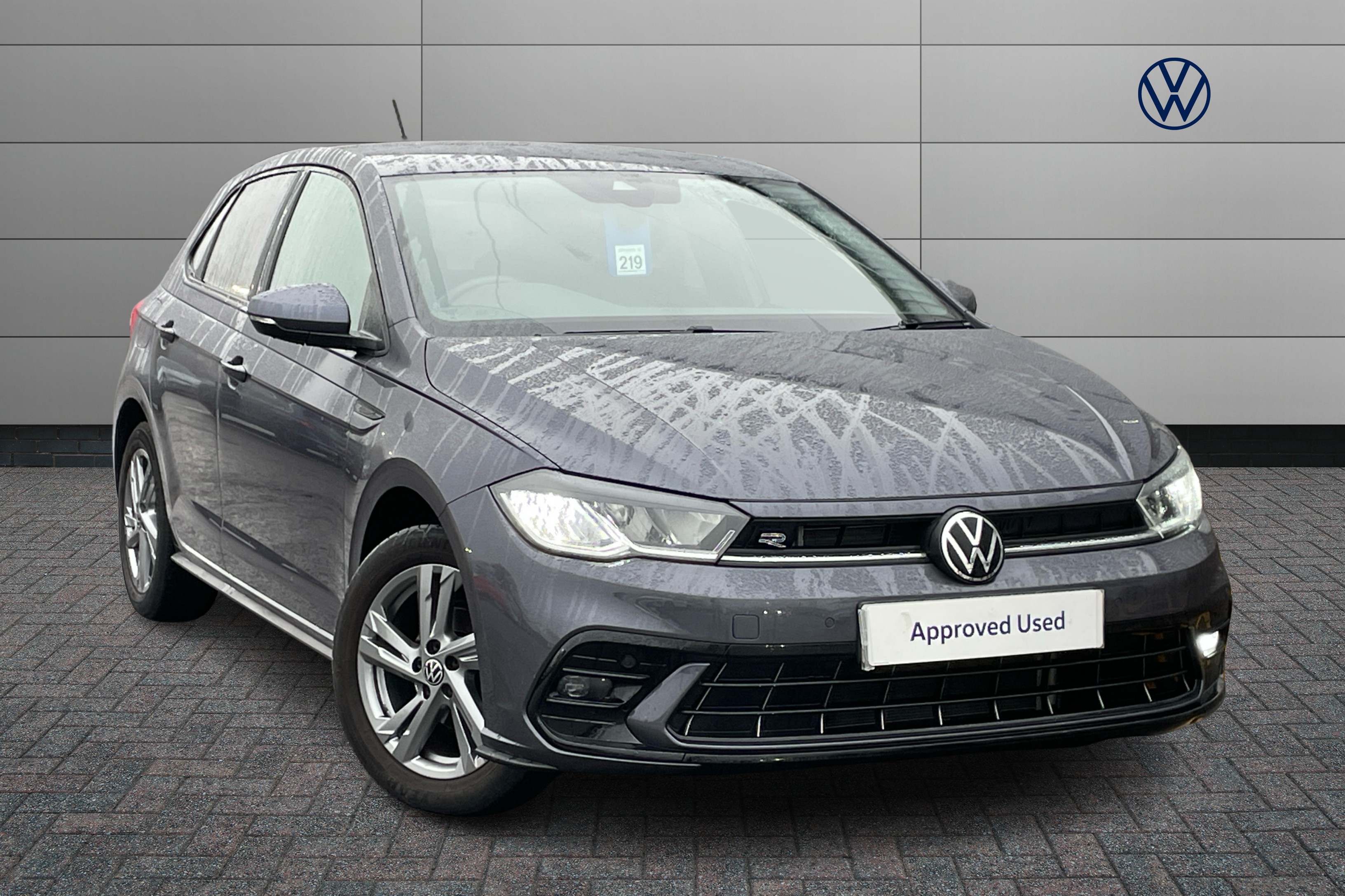 Main listing image - Volkswagen Polo