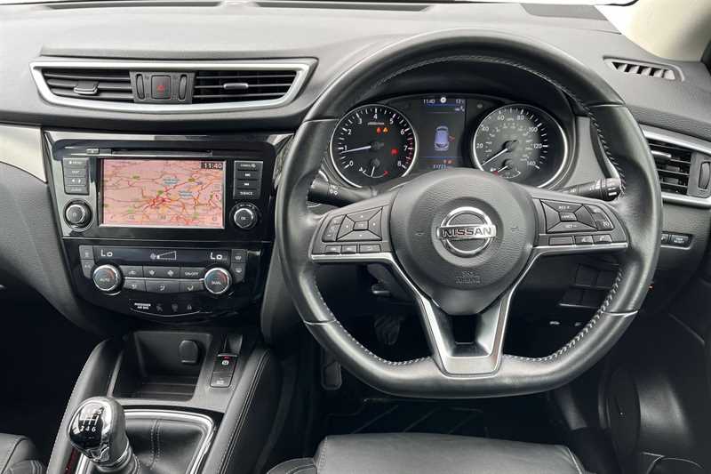 Main listing image - Nissan Qashqai