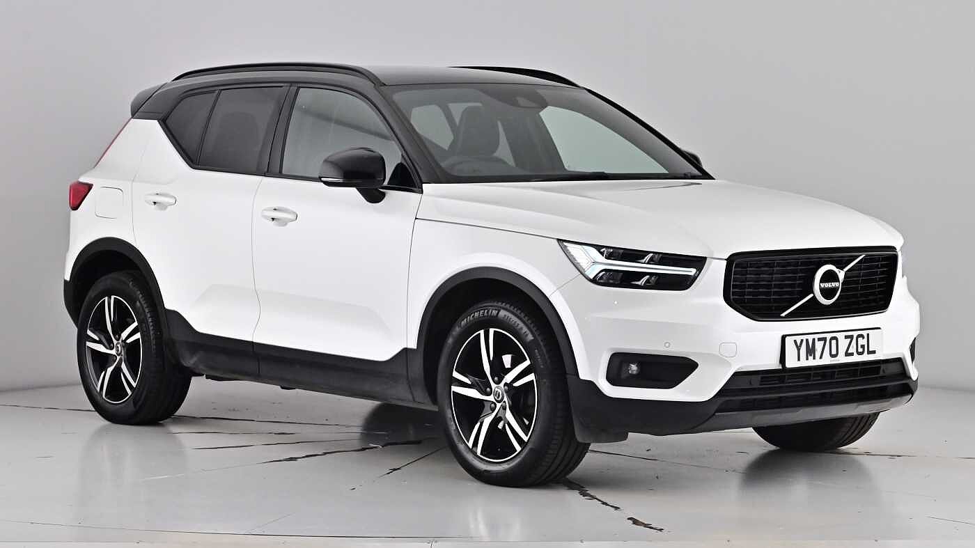 Main listing image - Volvo XC40