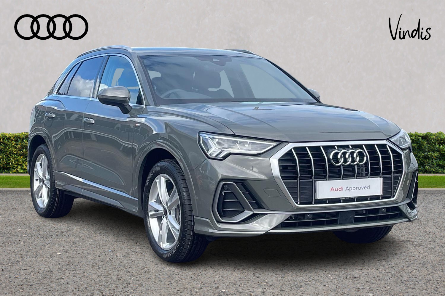 Main listing image - Audi Q3