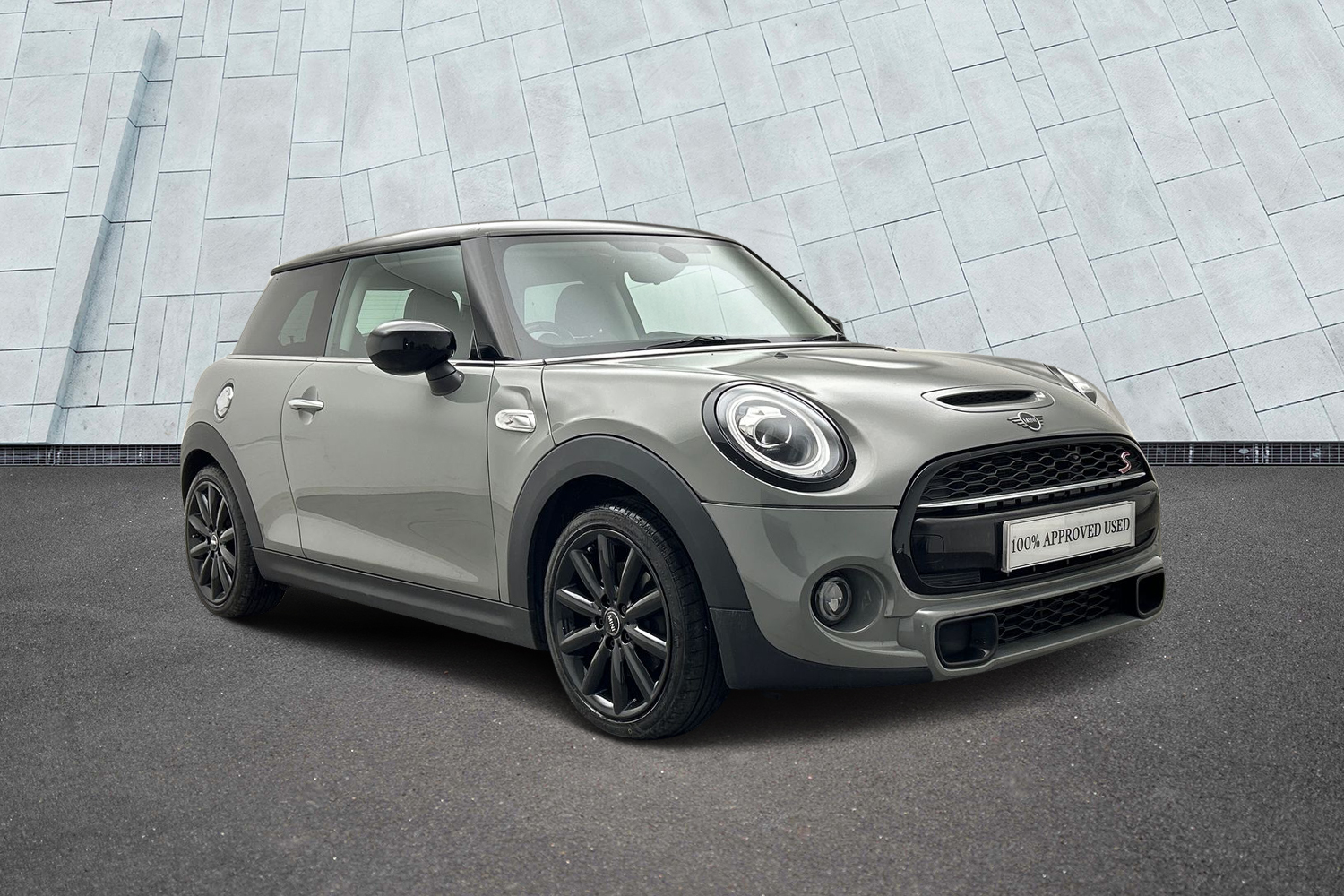 Main listing image - MINI Hatchback