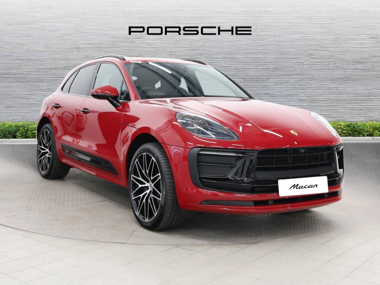 Main listing image - Porsche Macan