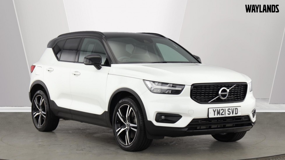 Main listing image - Volvo XC40 Recharge