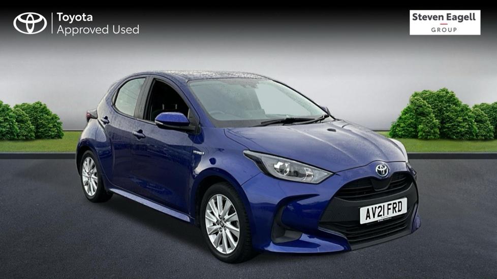 Main listing image - Toyota Yaris