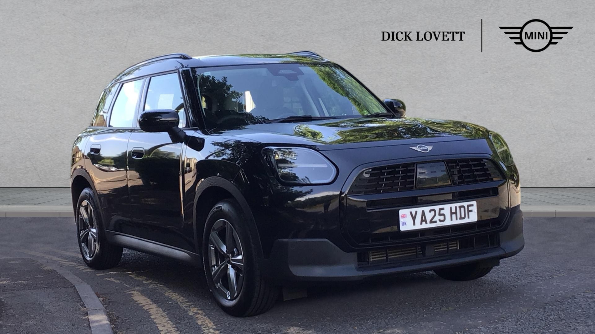Main listing image - MINI Countryman