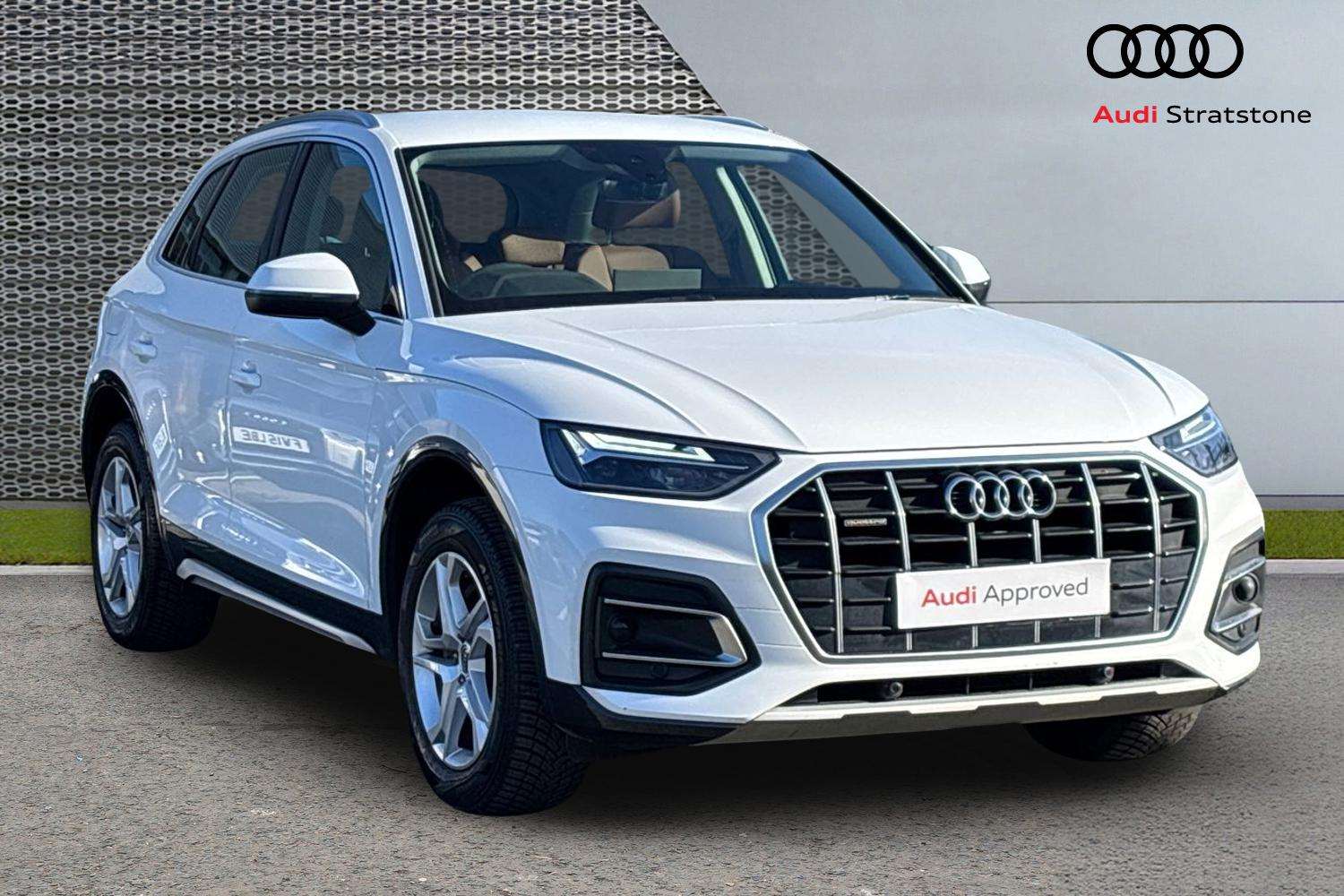 Main listing image - Audi Q5