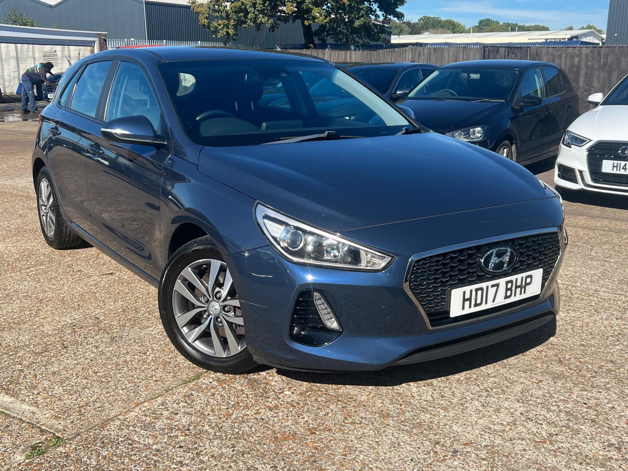 Main listing image - Hyundai i30