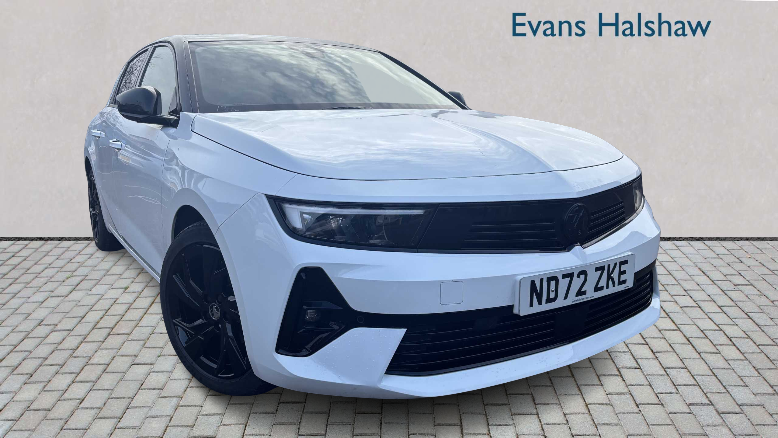 Main listing image - Vauxhall Astra