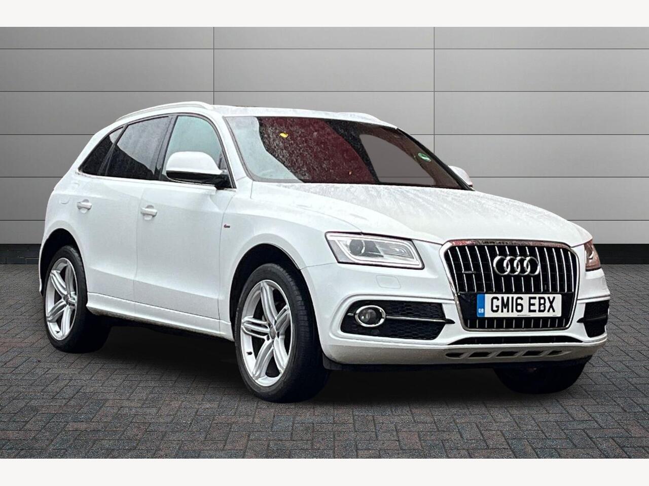 Main listing image - Audi Q5