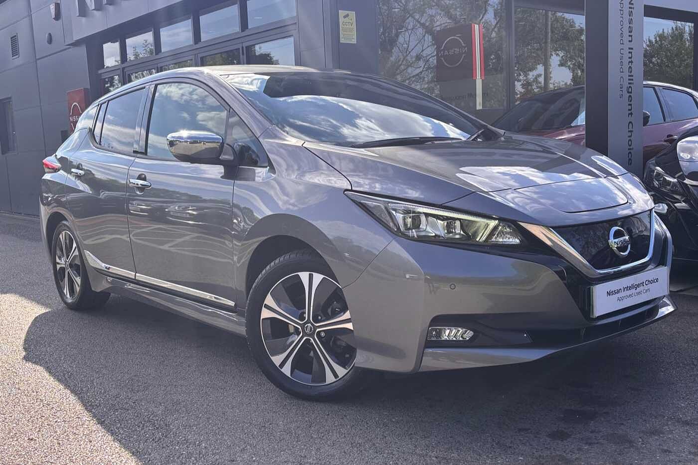 Main listing image - Nissan Leaf