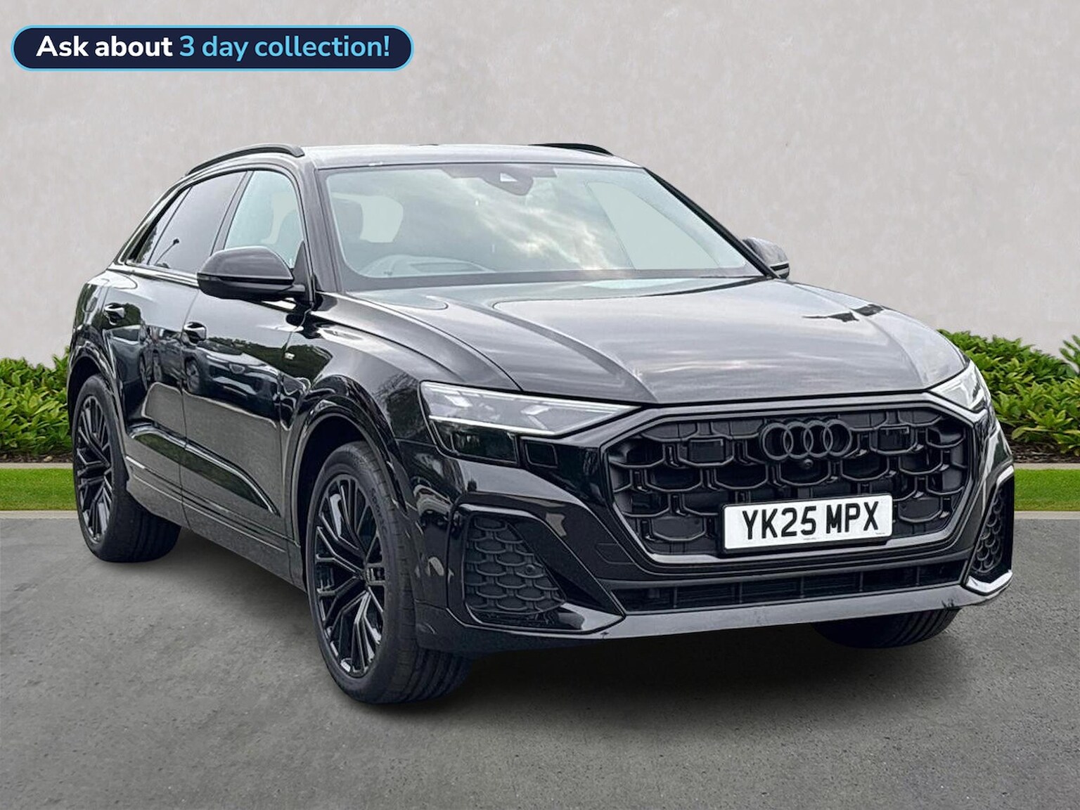 Main listing image - Audi Q8