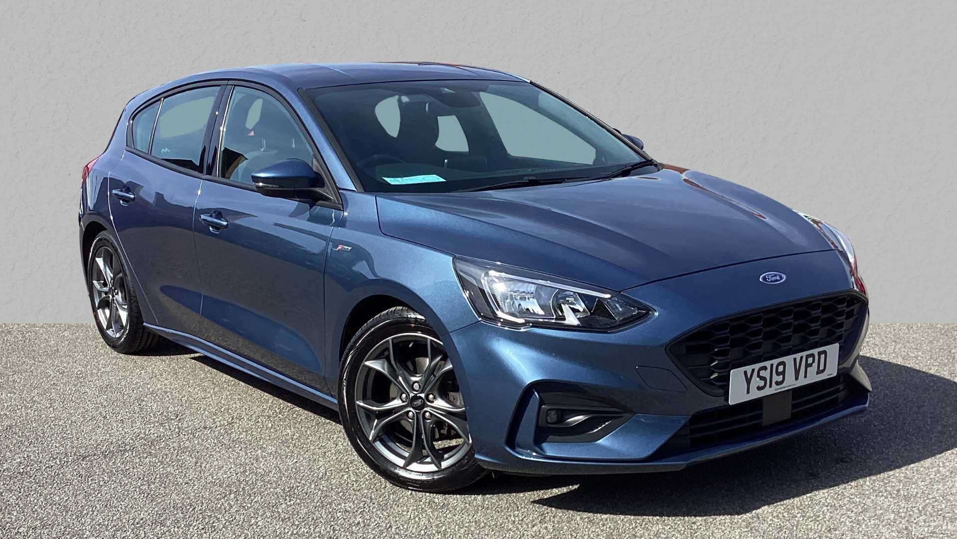 Main listing image - Ford Focus