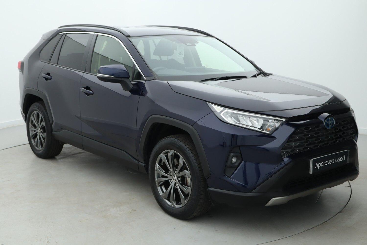 Main listing image - Toyota RAV4