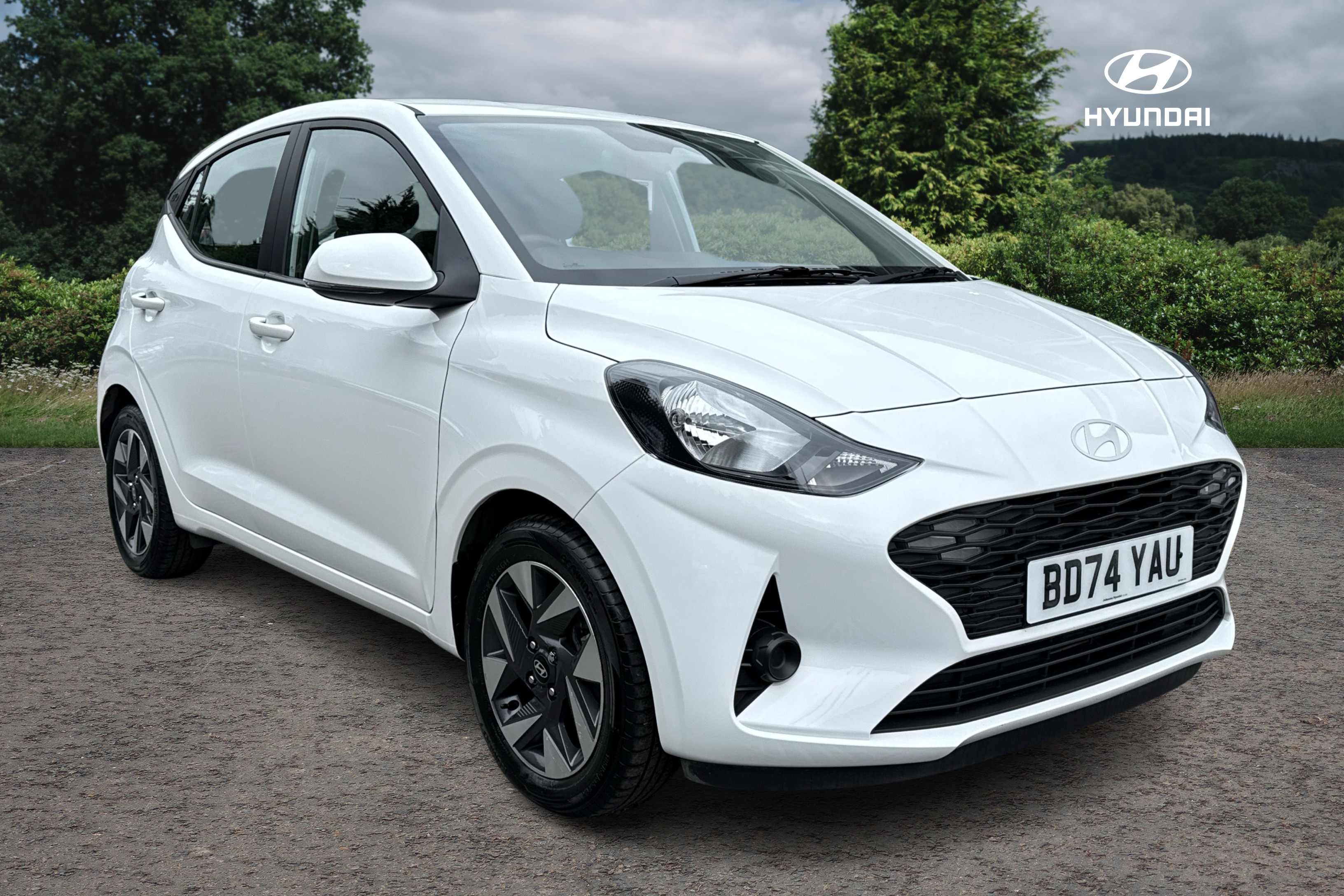 Main listing image - Hyundai i10