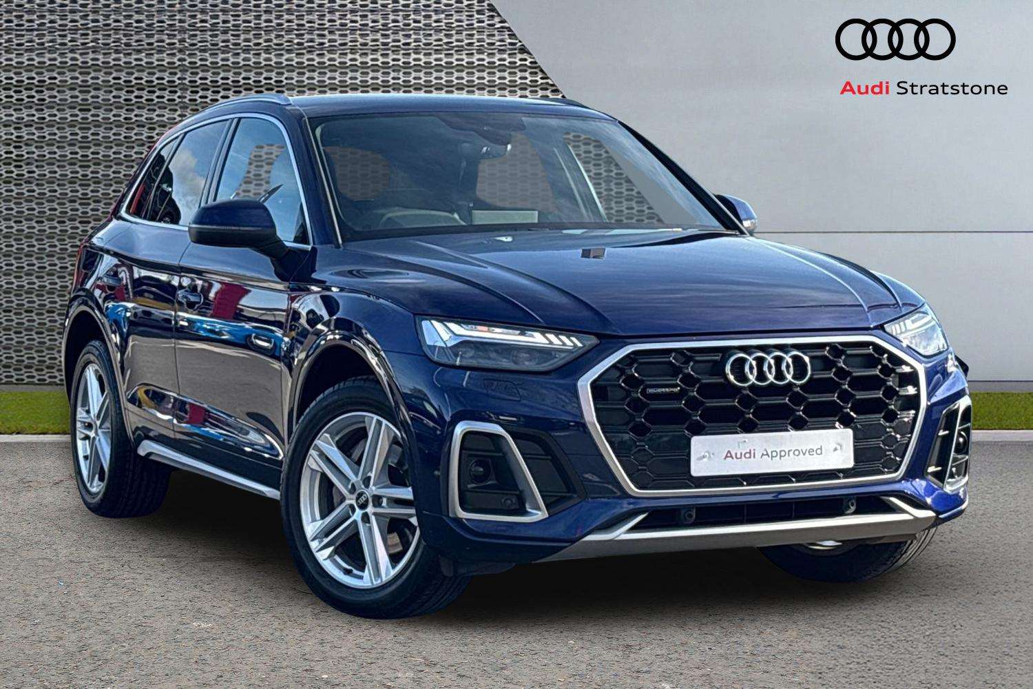 Main listing image - Audi Q5
