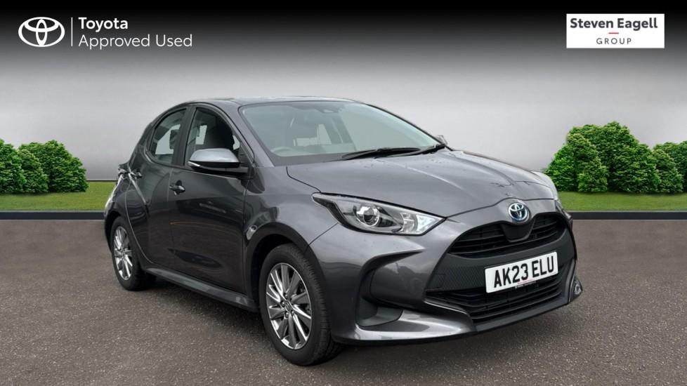 Main listing image - Toyota Yaris