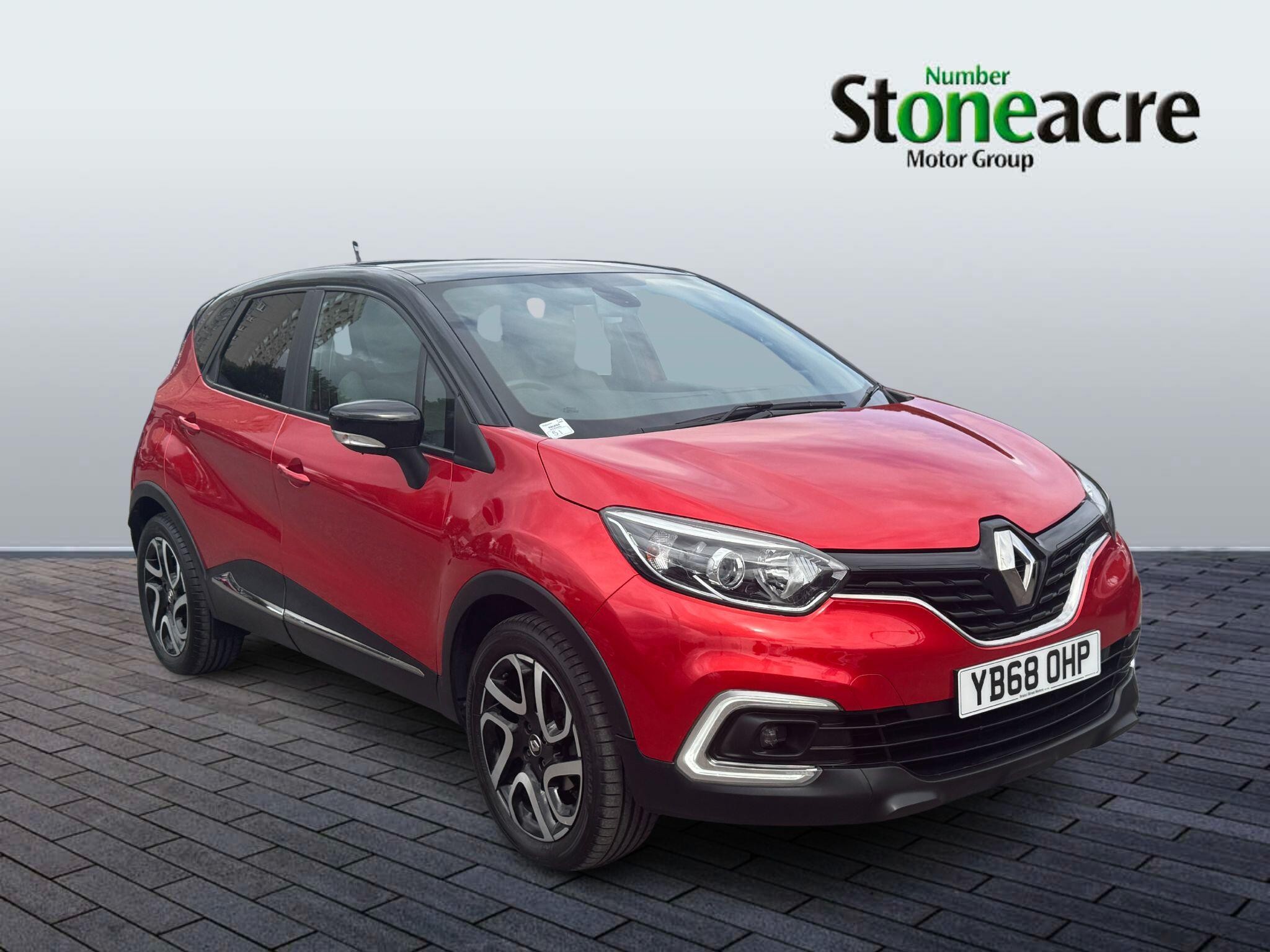 Main listing image - Renault Captur