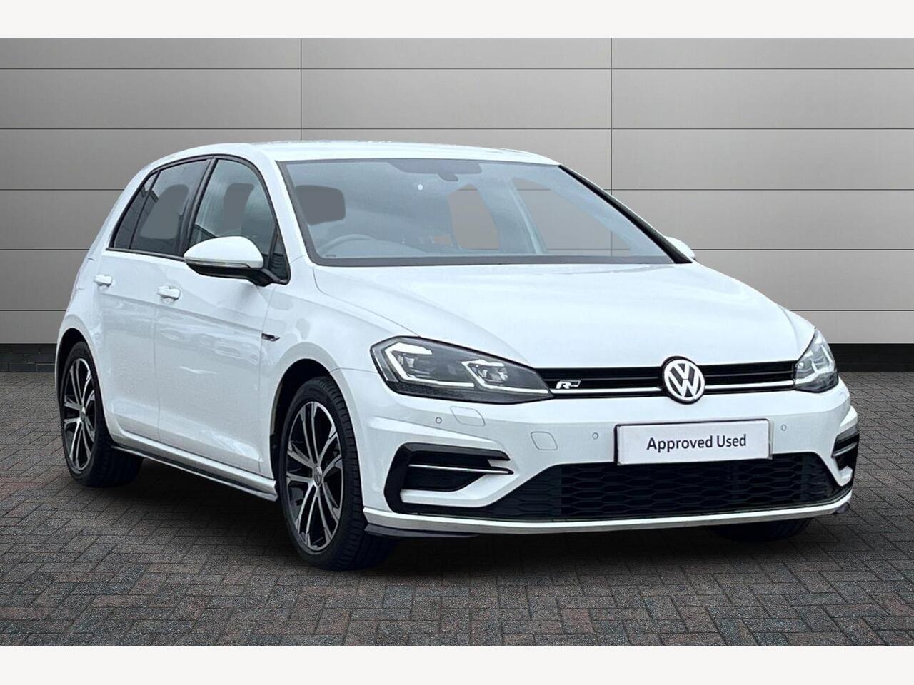 Main listing image - Volkswagen Golf