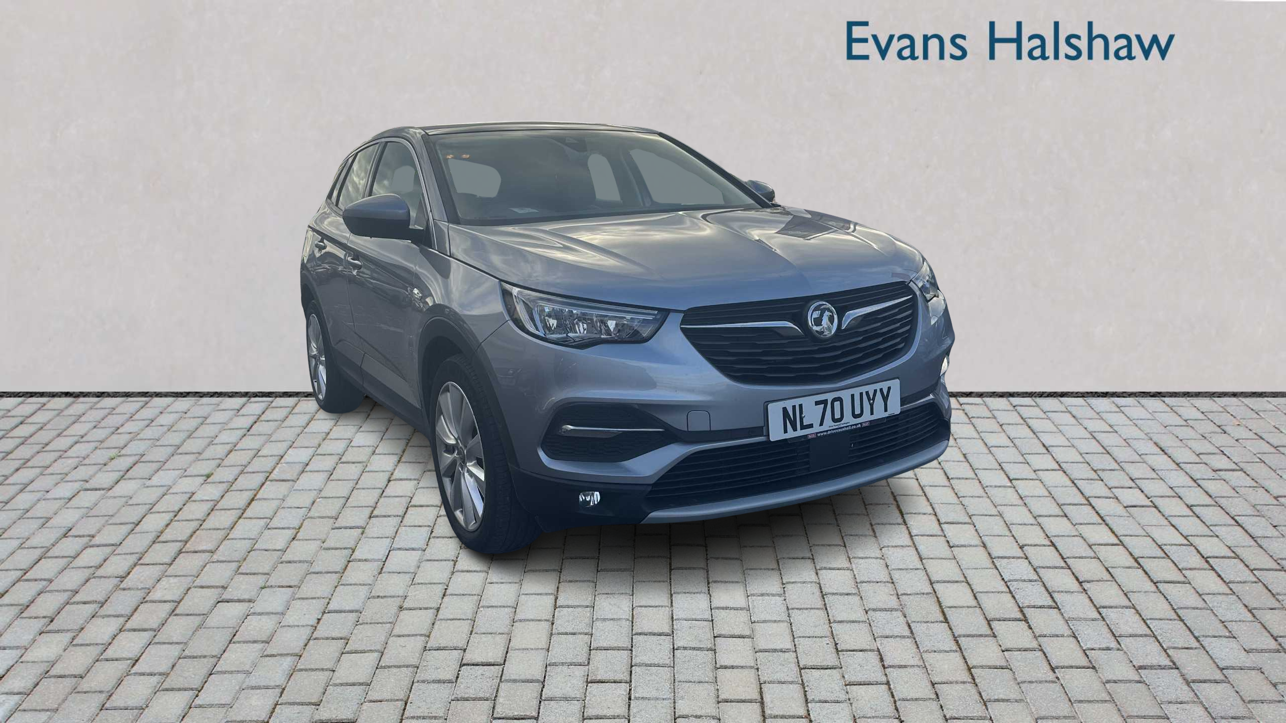 Main listing image - Vauxhall Grandland X