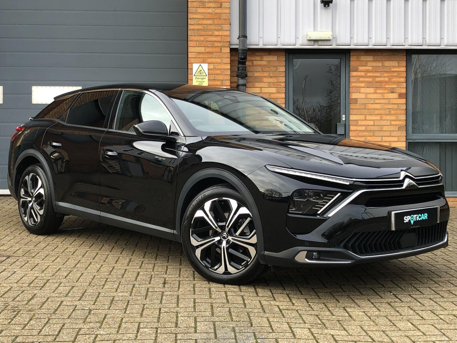 Main listing image - Citroen C5 X