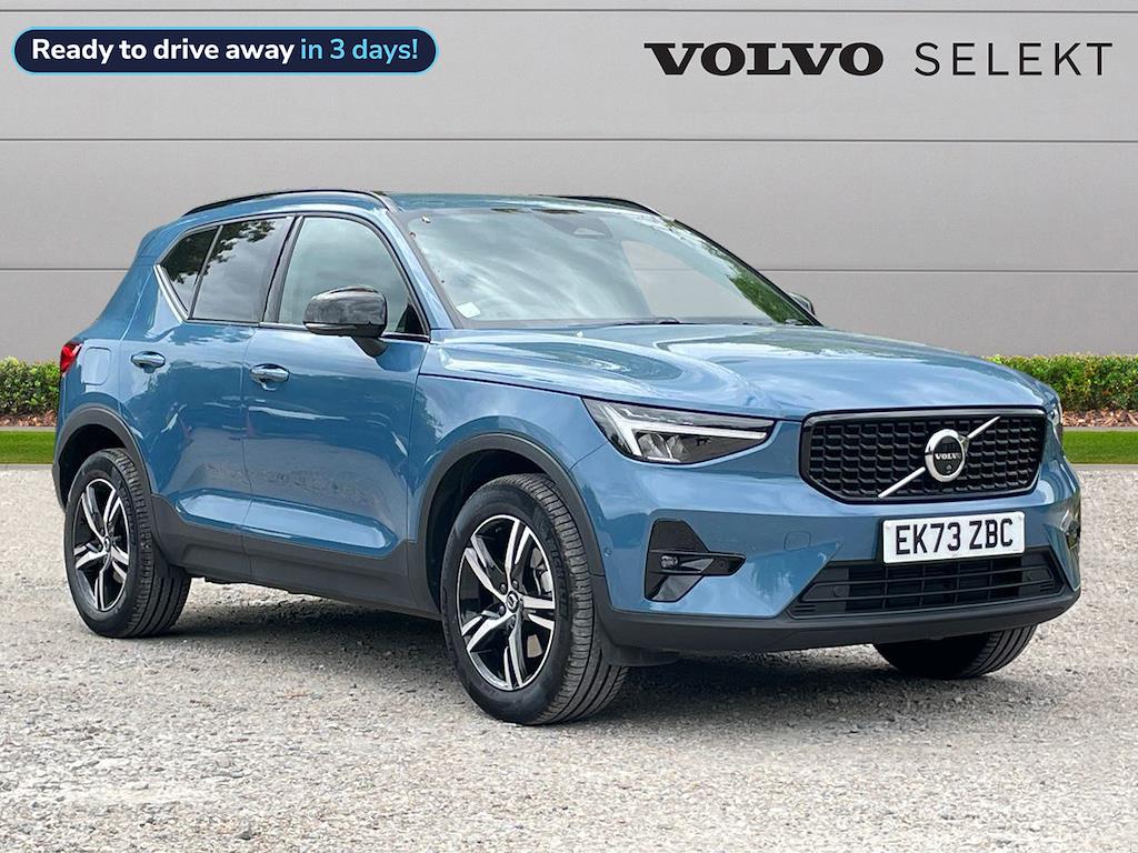 Main listing image - Volvo XC40