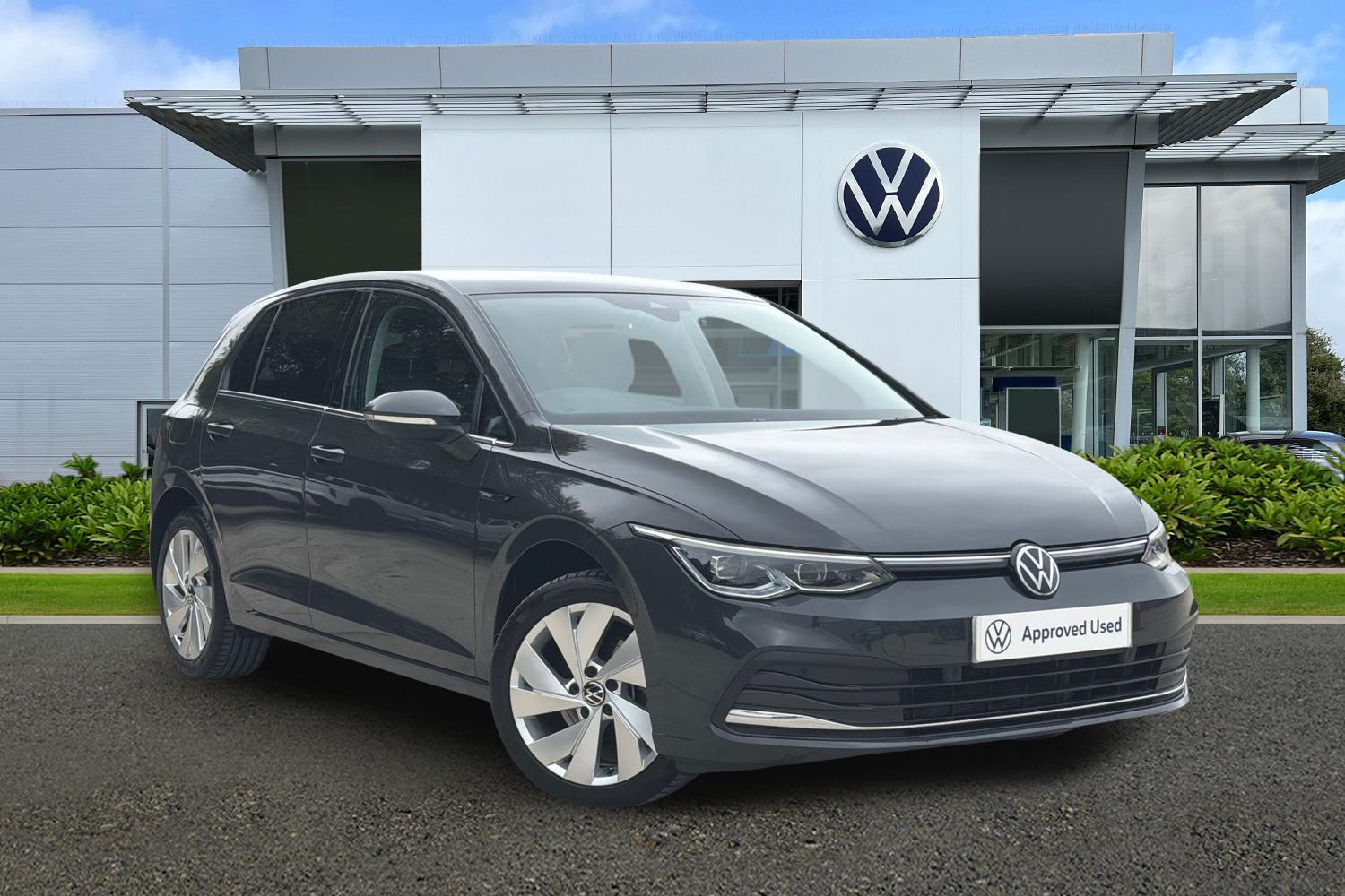 Main listing image - Volkswagen Golf