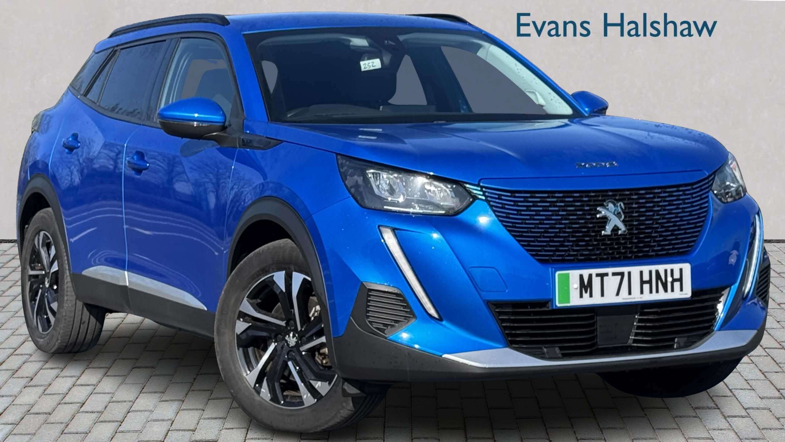 Main listing image - Peugeot e-2008