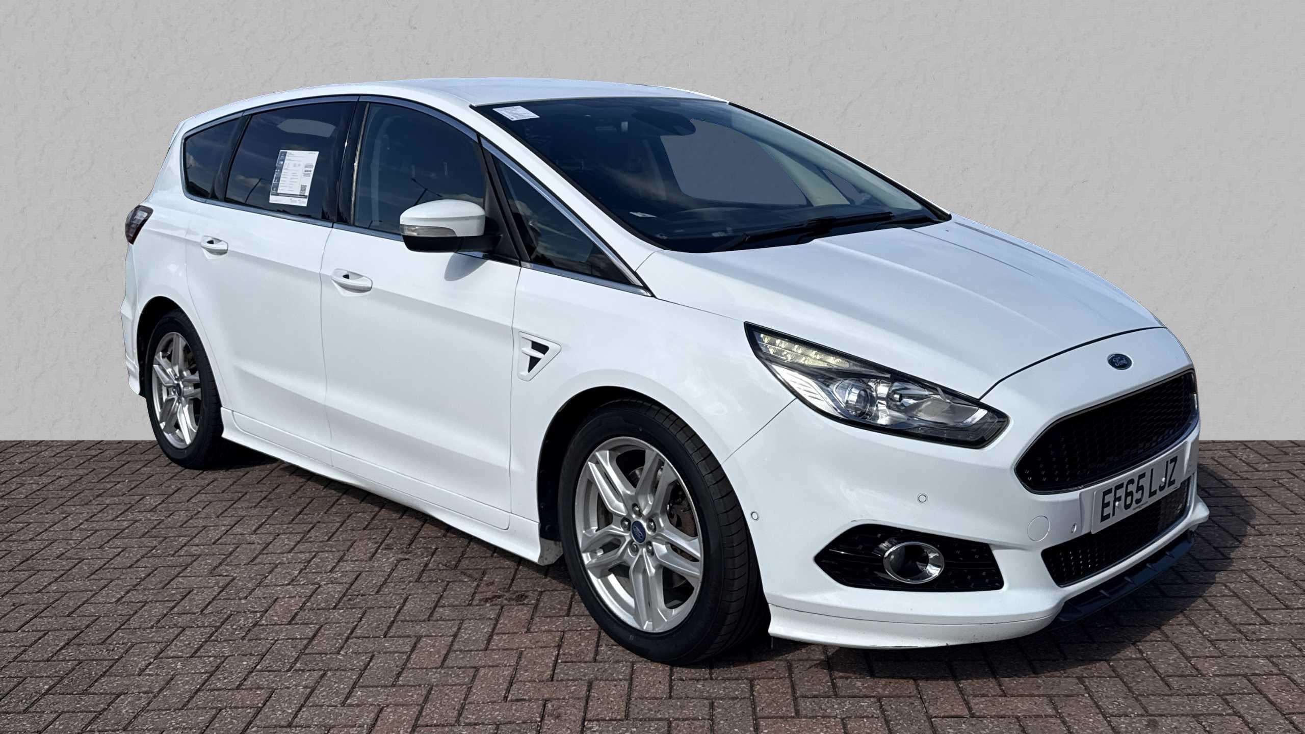 Main listing image - Ford S-MAX