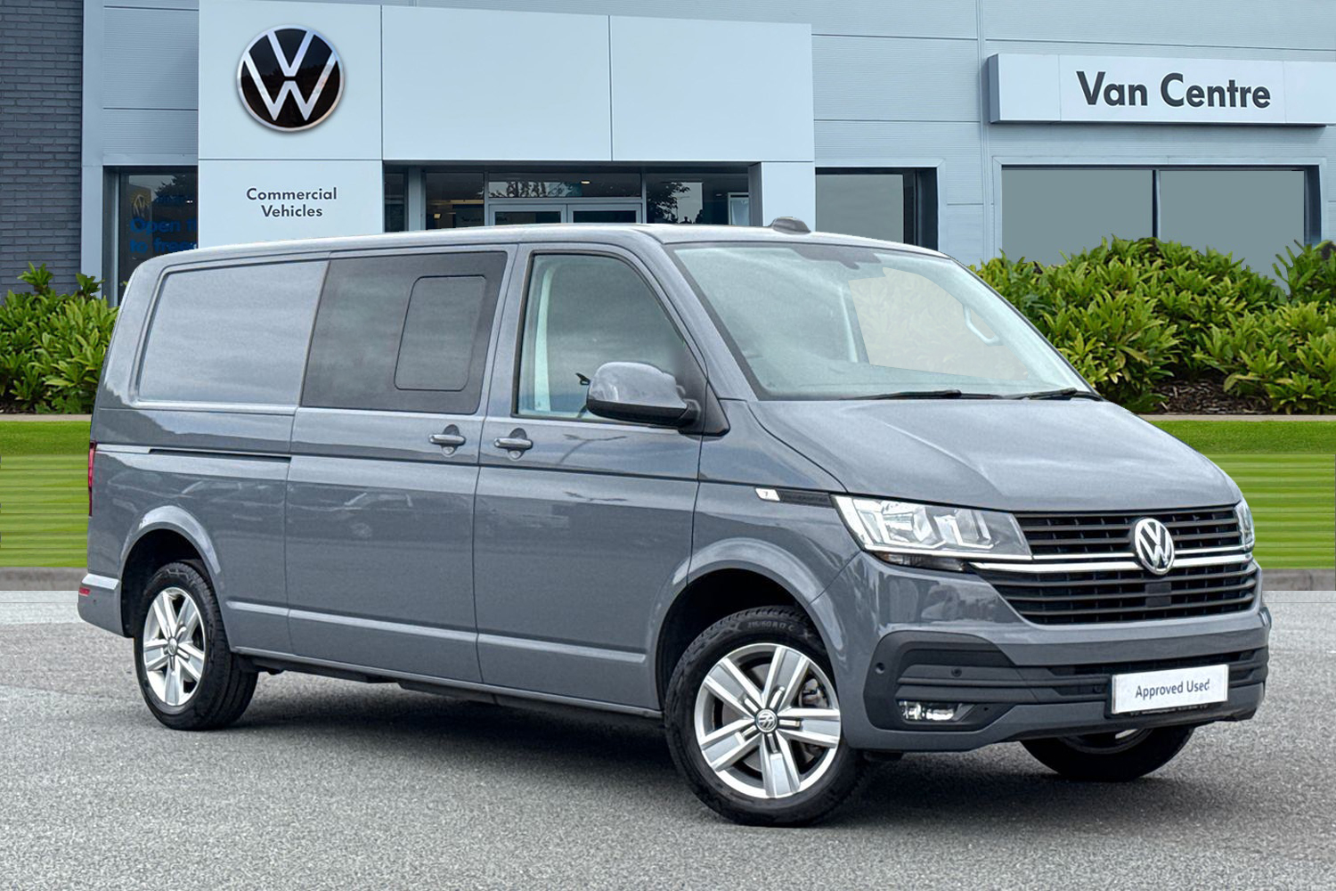 Main listing image - Volkswagen Transporter
