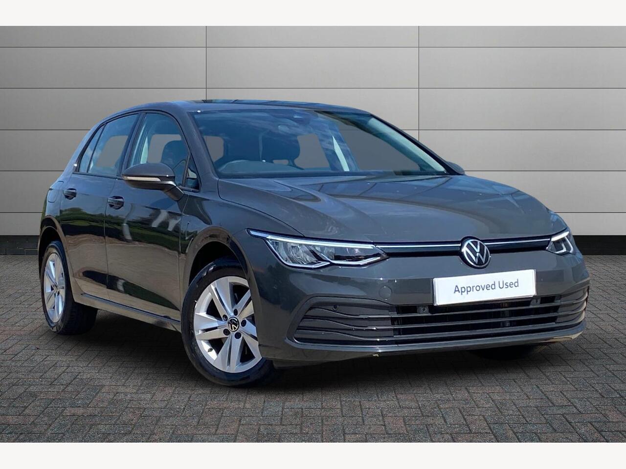 Main listing image - Volkswagen Golf