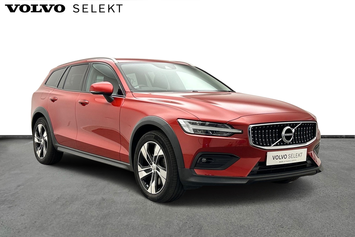 Main listing image - Volvo V60 Cross Country