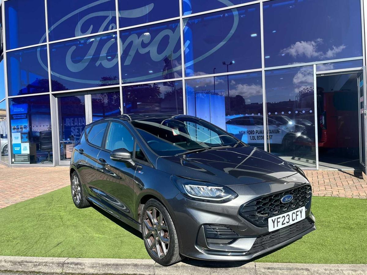 Main listing image - Ford Fiesta