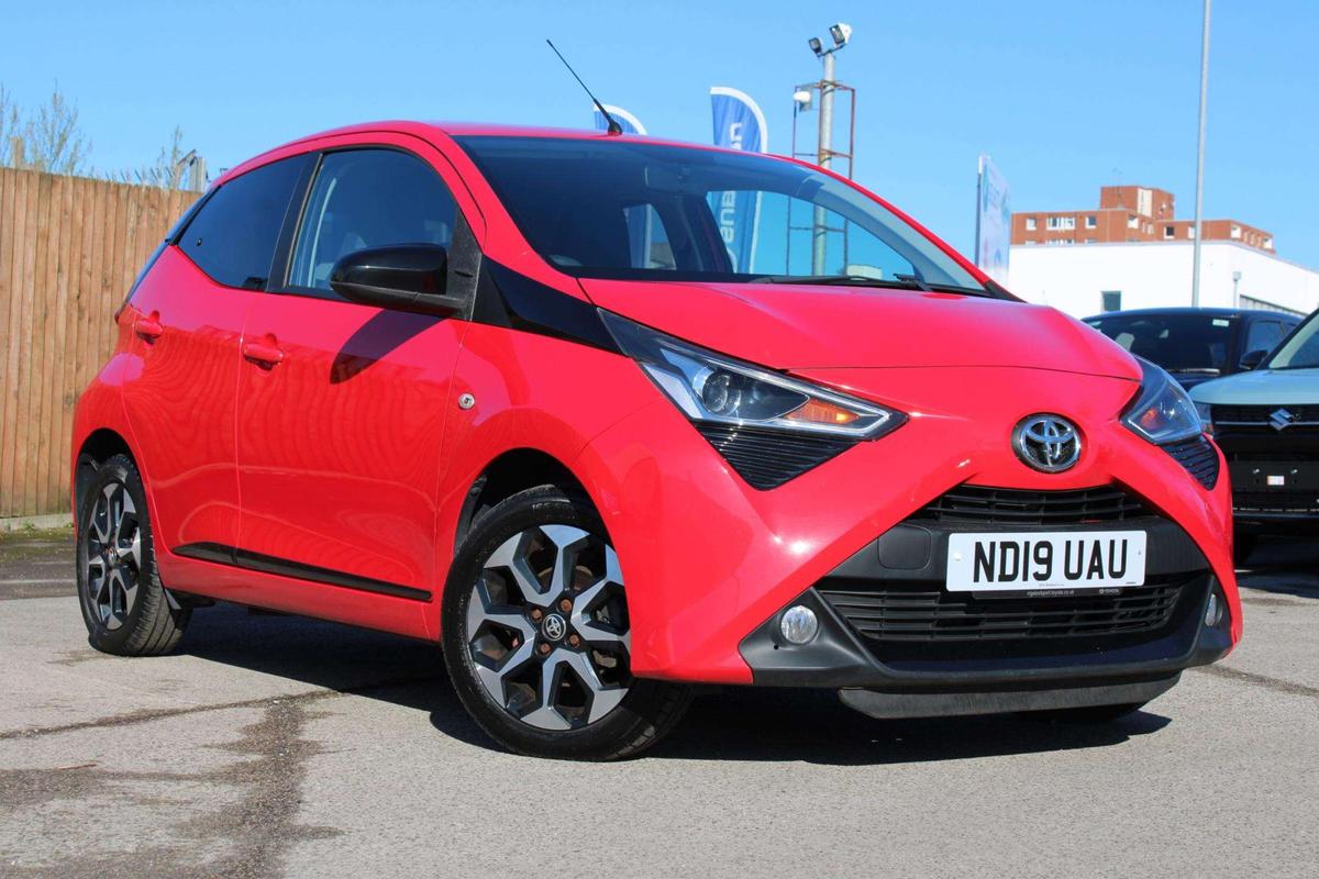 Main listing image - Toyota Aygo
